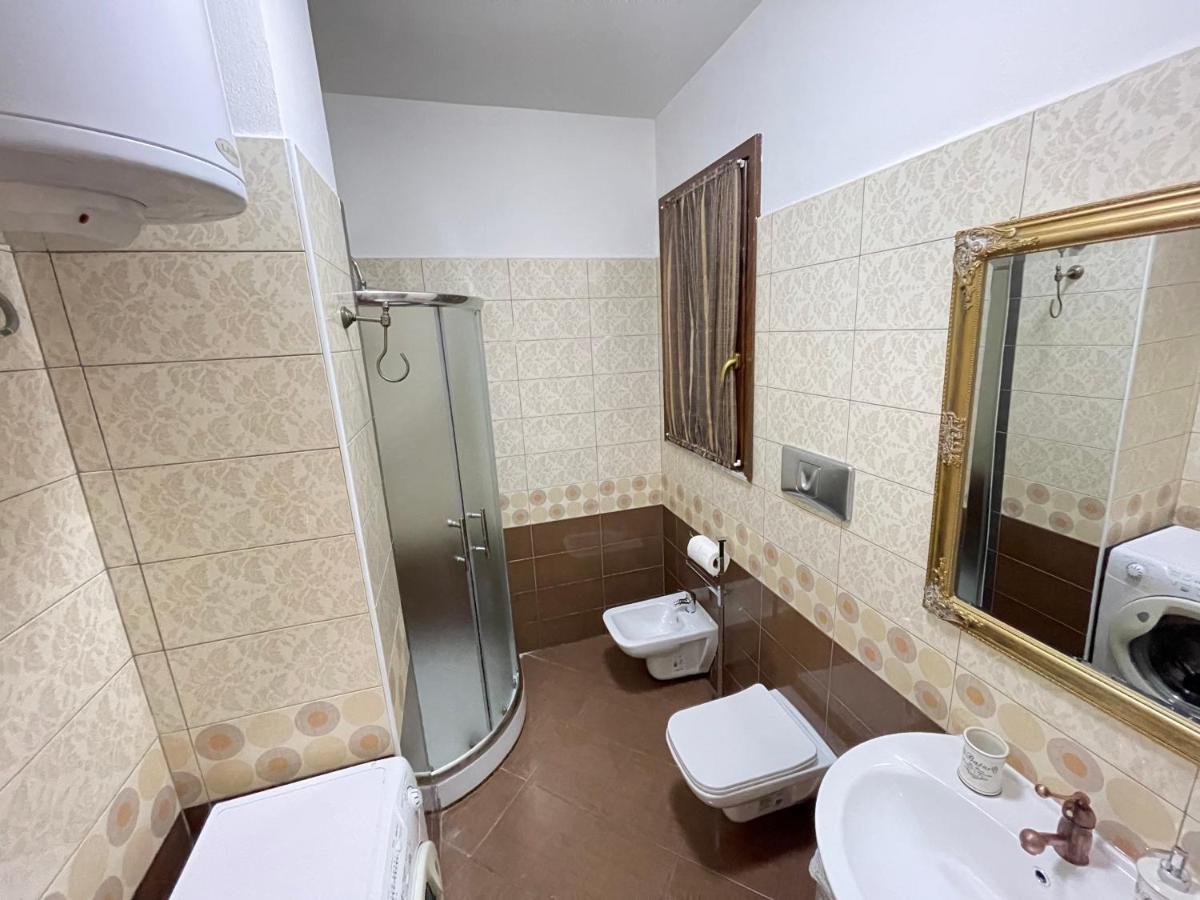 Mediterranean Sea Apartment City Center Durres Ngoại thất bức ảnh