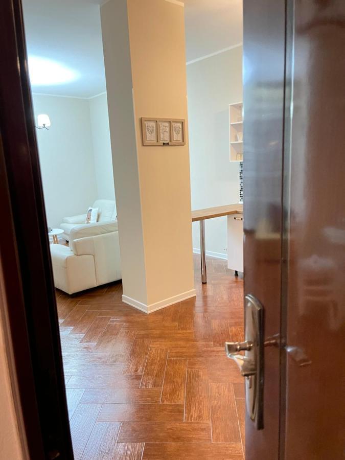 Mediterranean Sea Apartment City Center Durres Ngoại thất bức ảnh